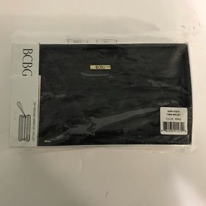 BCBG Tara Wallet